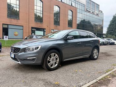 Volvo V60 Cross Country V60 c.country 2.4 D4 Business Plus awd geartronic