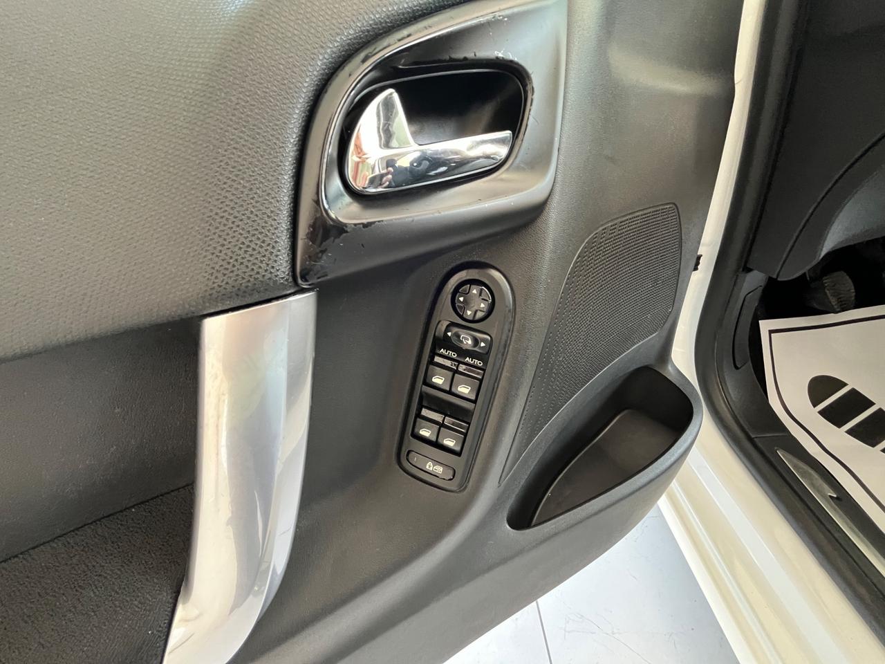 Citroen C3 1.4 HDi 70 Exclusive Full