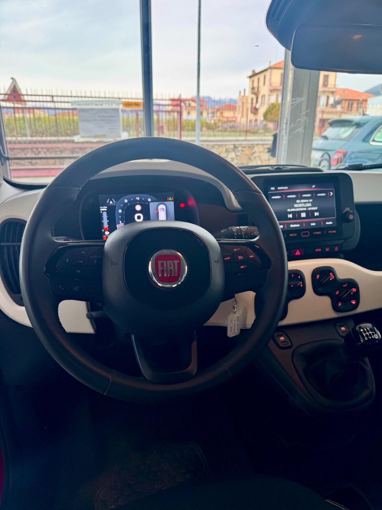 Fiat Panda Cross 1.0 Pandina S&S Hybrid