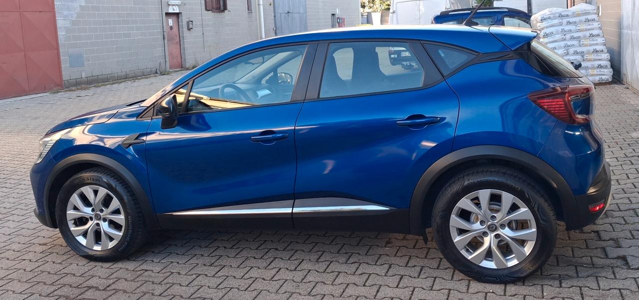 Renault Captur 1.0 TCe INTENS 100cv