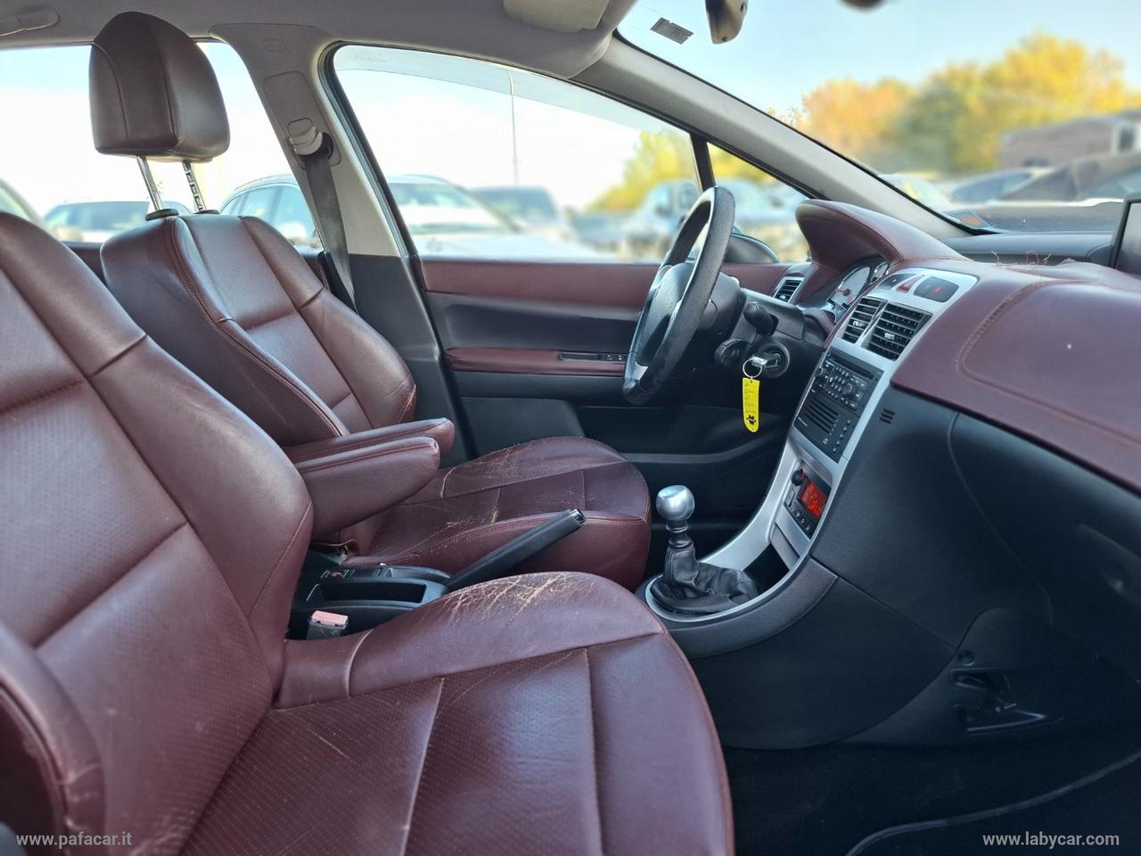 PEUGEOT 307 2.0 16V HDi FAP 5p. Féline