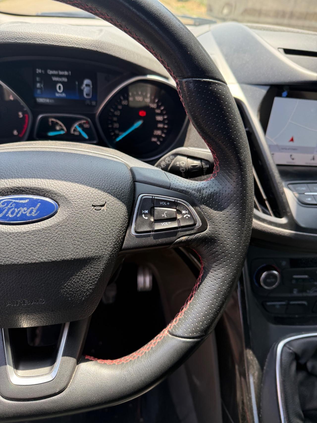 Ford Kuga 1.5 TDCI 120 CV S&S 2WD ST-Line
