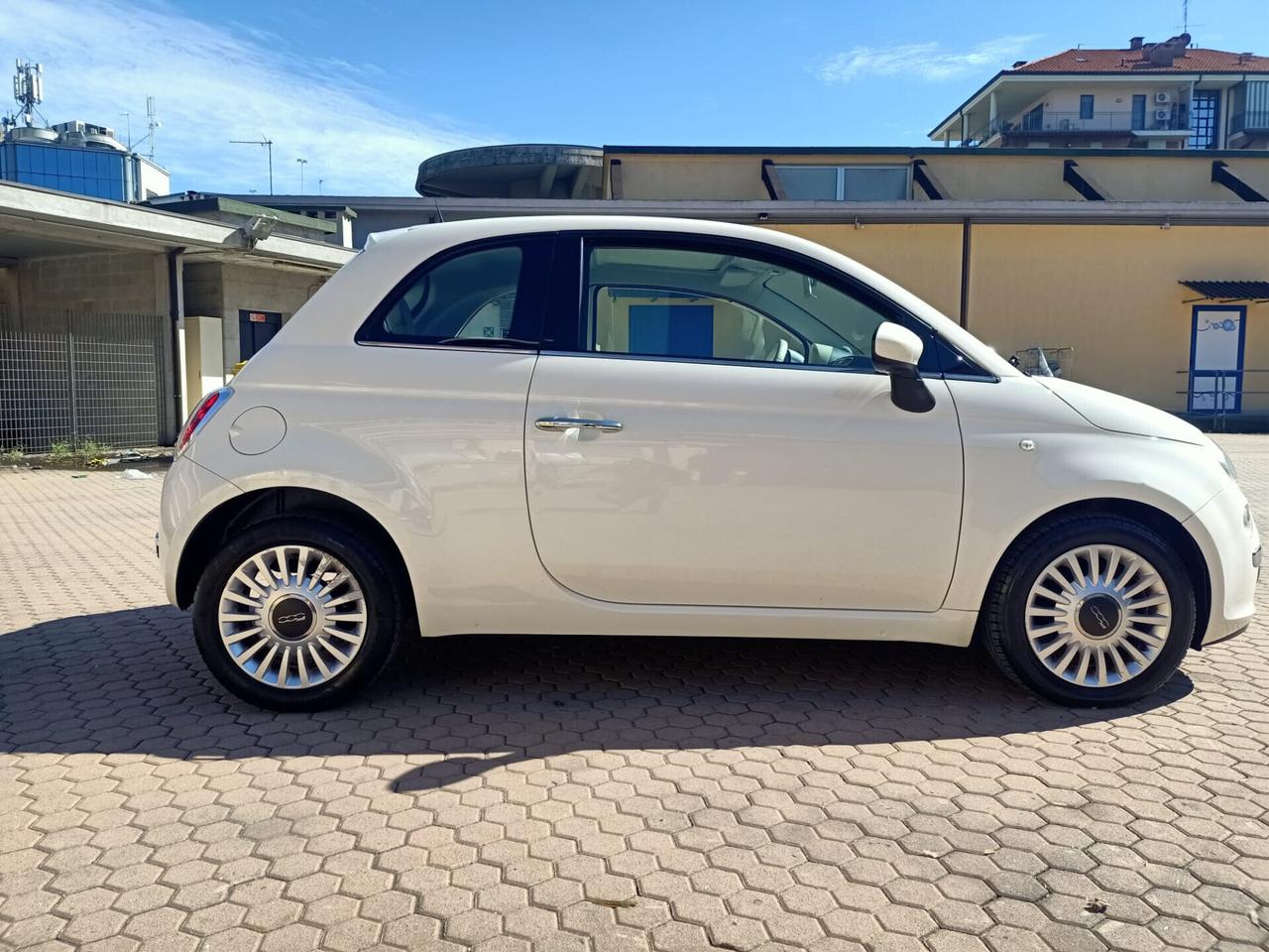 Fiat 500 EasyPower Lounge