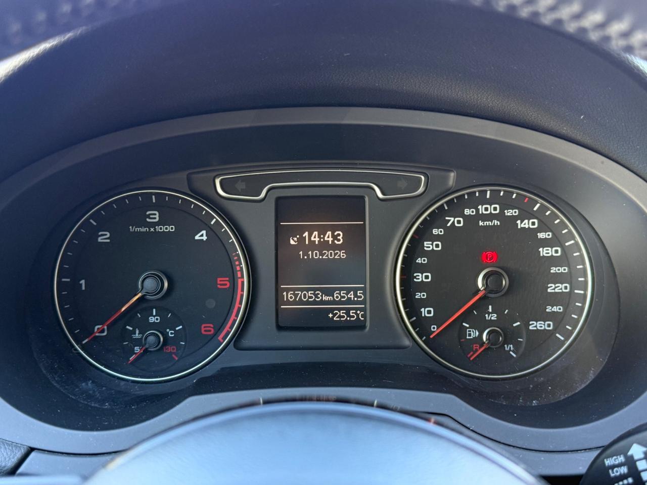 Audi Q3 2.0 TDI Business