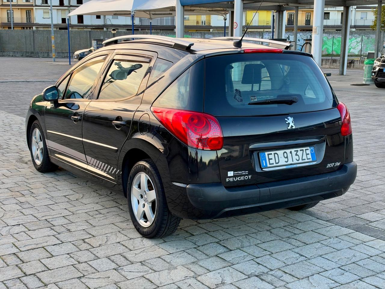 Peugeot 207 1.4BENZINA 2010 E5 NO LIMITI 160.000KM