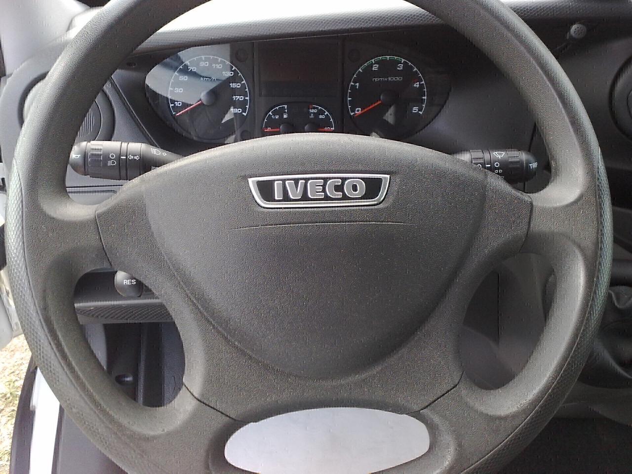 Iveco Daily 35s17 3000cc 170cv Automatico - 2014