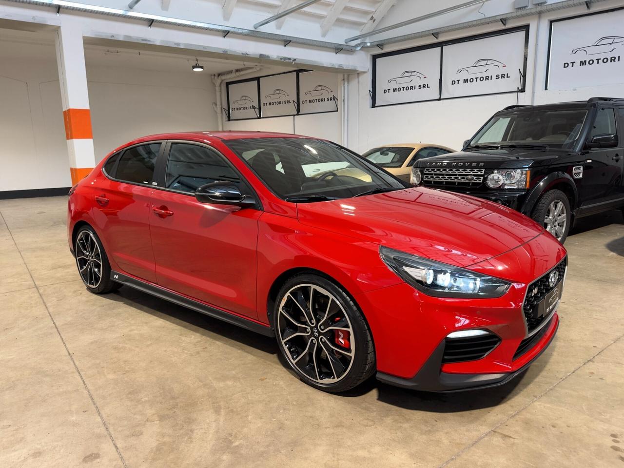 Hyundai i30 Fastback 2.0 T-GDI 275 CV N Performance - UNICOPROP.