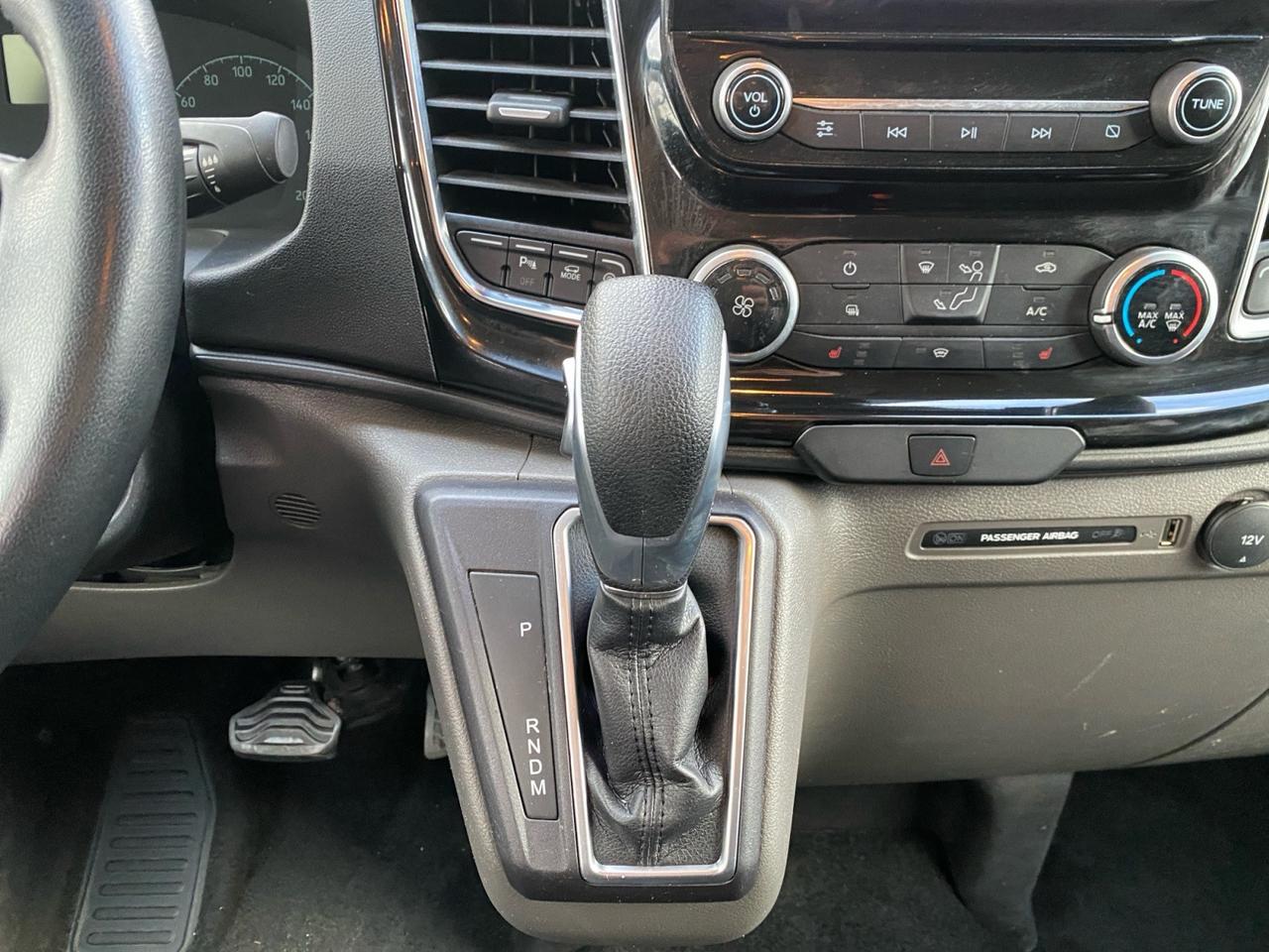 FORD Transit Custom 300 2018 - transit custom 300 2.0 tdci 130cv