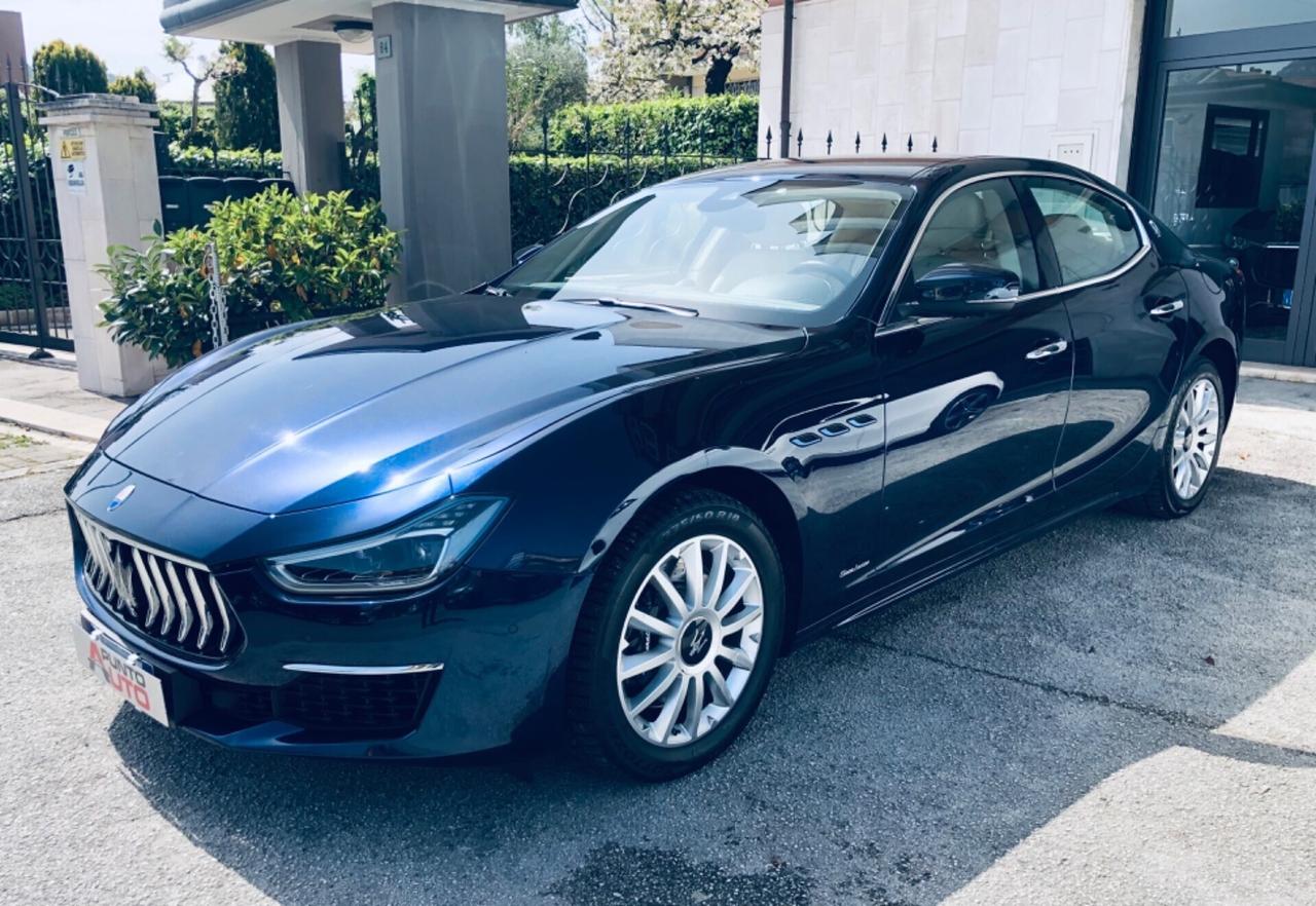 Maserati Ghibli L4 330 CV MHEV Granlusso
