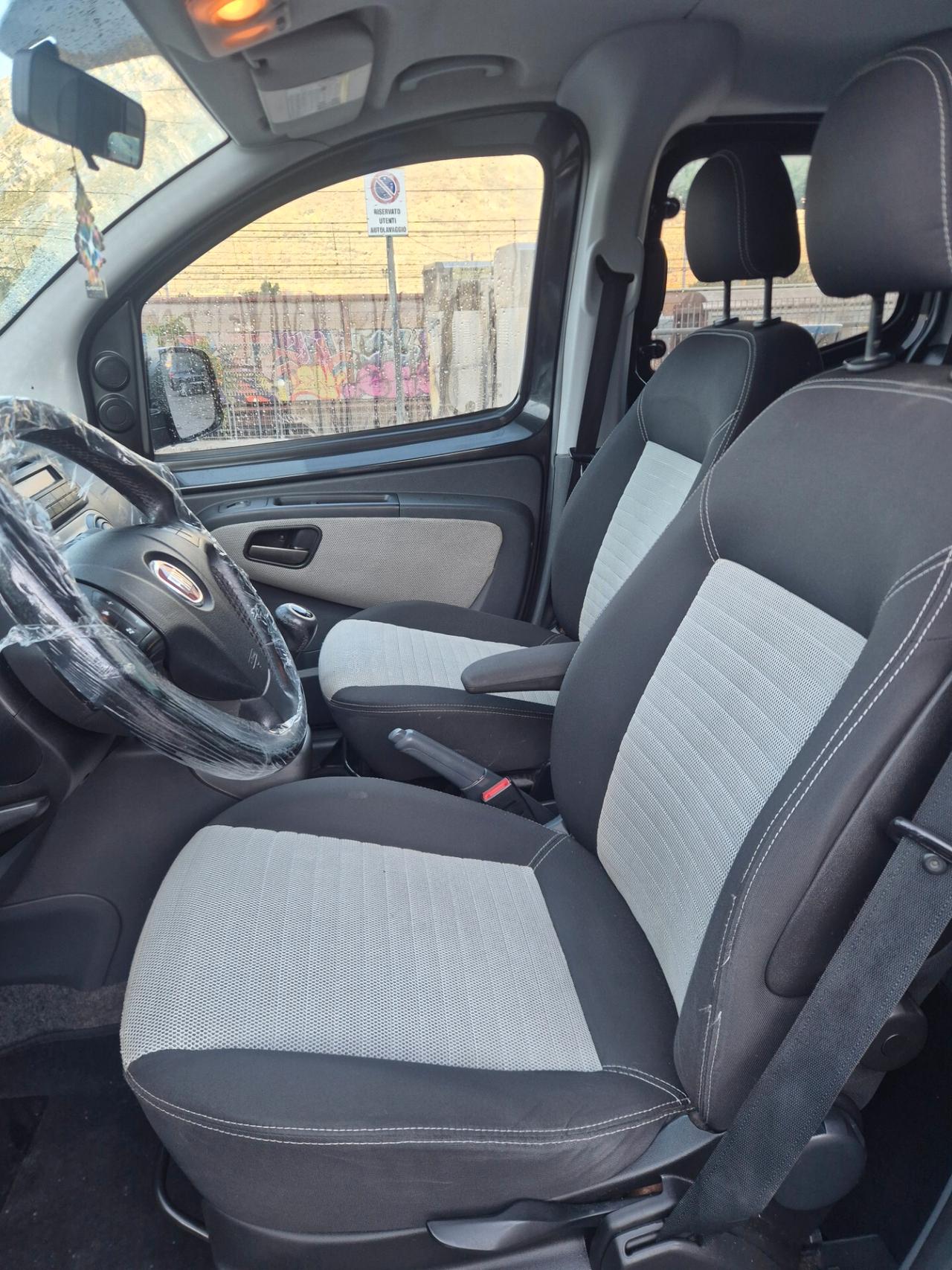 Fiat Qubo 1.3 MJT 75 CV Trekking