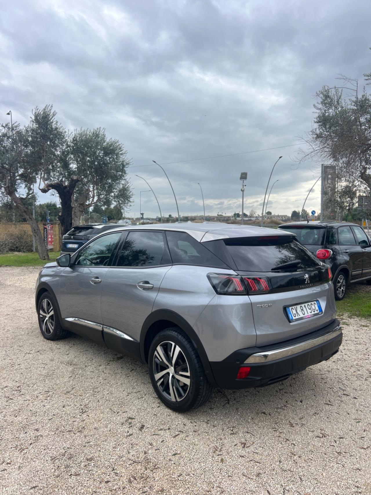 Peugeot 3008 BlueHDi 130 S&S Allure color titanio km 63000!!