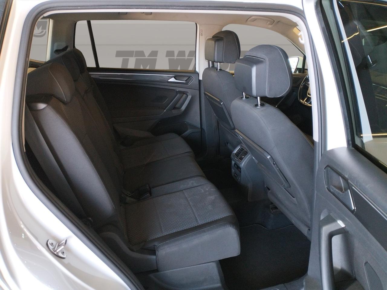 Volkswagen Tiguan 2.0 TDI SCR DSG Business BlueMotion Technology