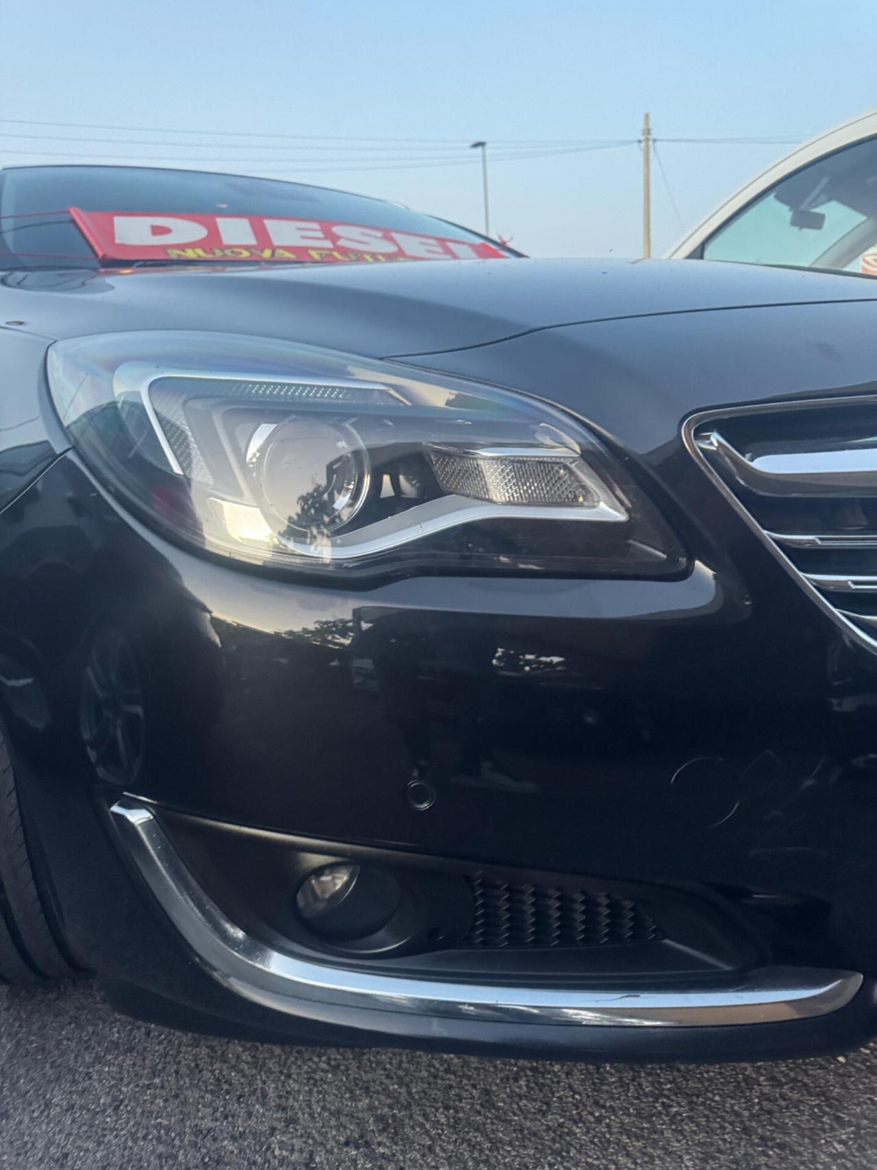 Opel Insignia 2.0 CDTI 163CV Start&Stop Sports Tourer Cosmo Business