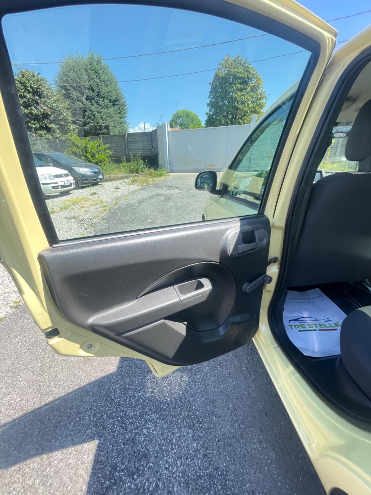 Fiat Panda 1.2 Emotion