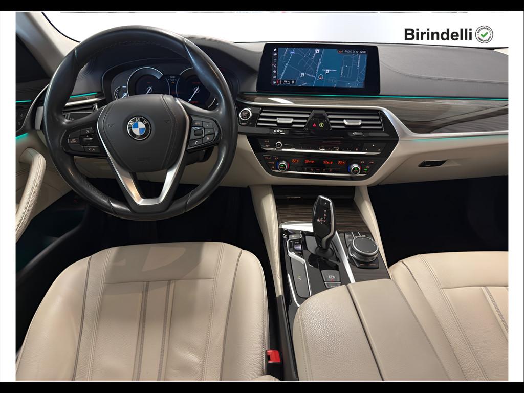 BMW Serie 5(G30/31/F90) - 518d Touring Luxury