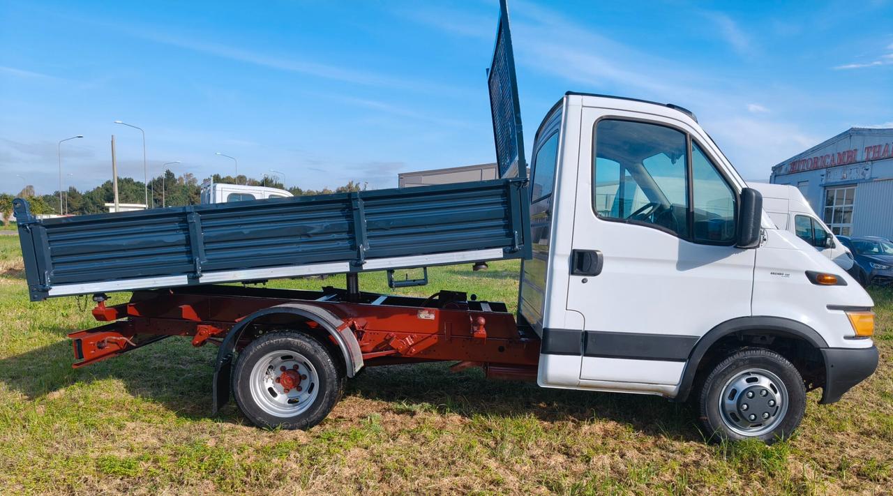 Iveco Daily 35c11 ribaltabile trilaterale CON GARANZIA