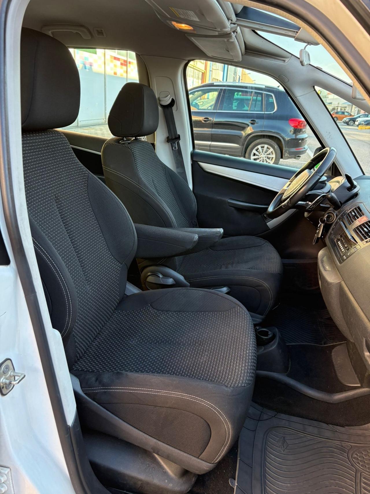 Citroen C4 Picasso 1.6 e-HDi 110 FAP CMP6 Exclusive