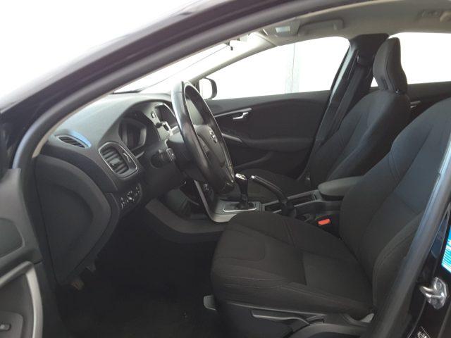 VOLVO V40 D2 Business