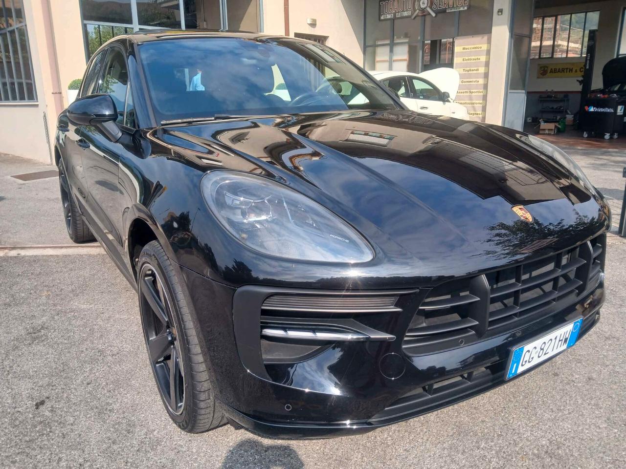 Porsche Macan 2.0 245 CV ANN0 2021 TETTO PANORAMICO