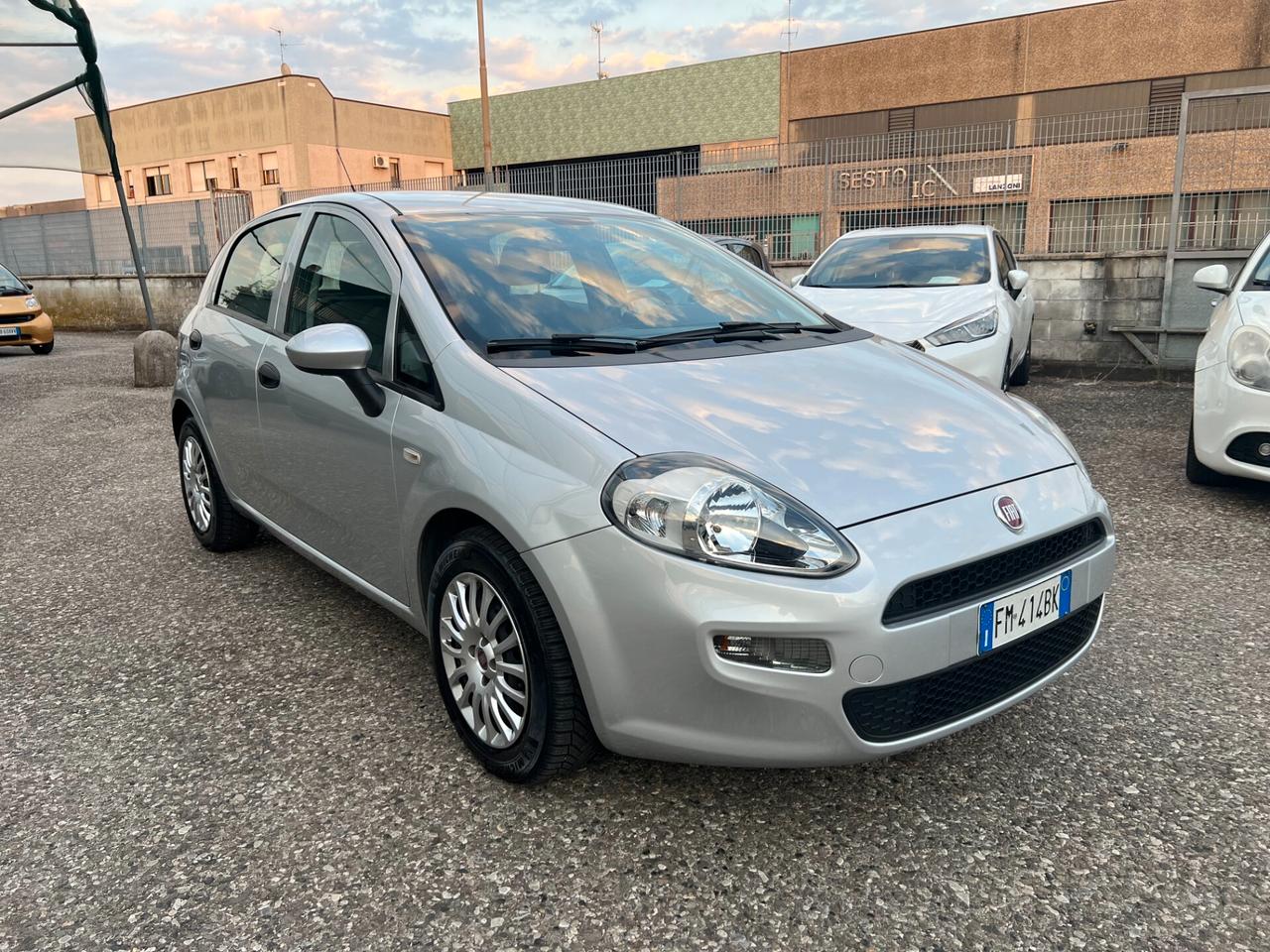 Fiat Punto 1.3 MJT II S&S 95 CV 5 porte Street