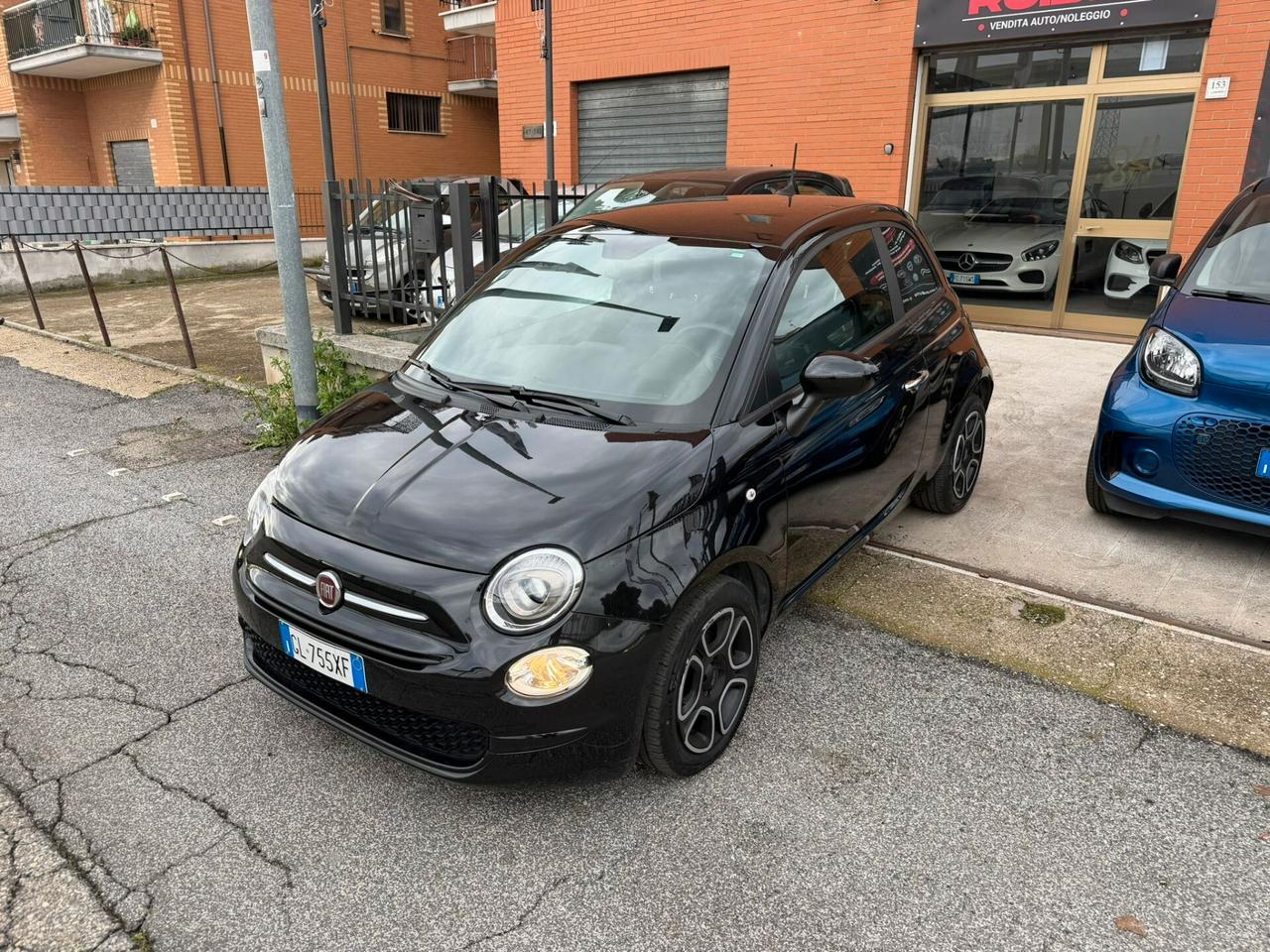 Fiat 500 1.0 Hybrid Red