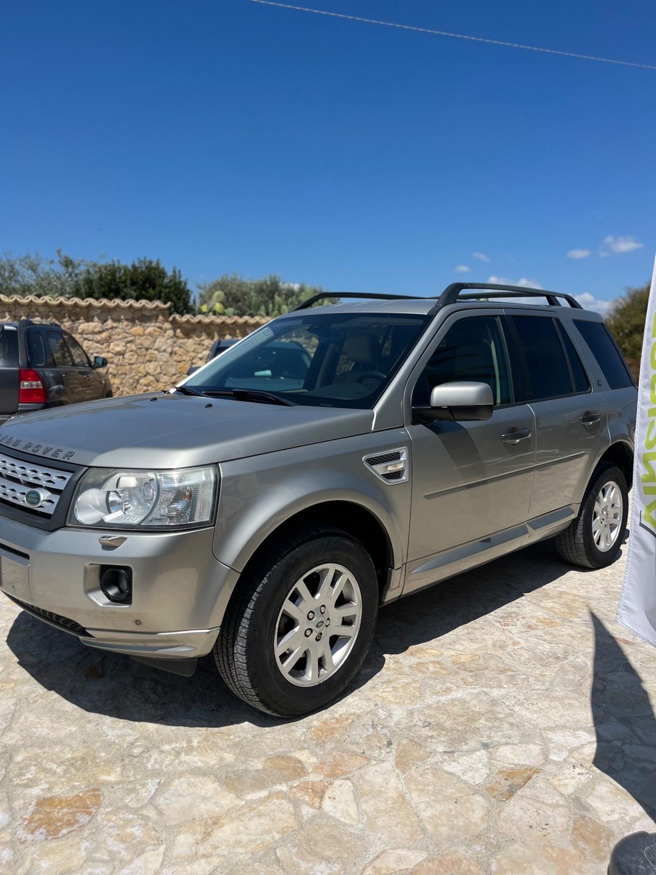 Land Rover Freelander 2.2 SD4 S.W. SE