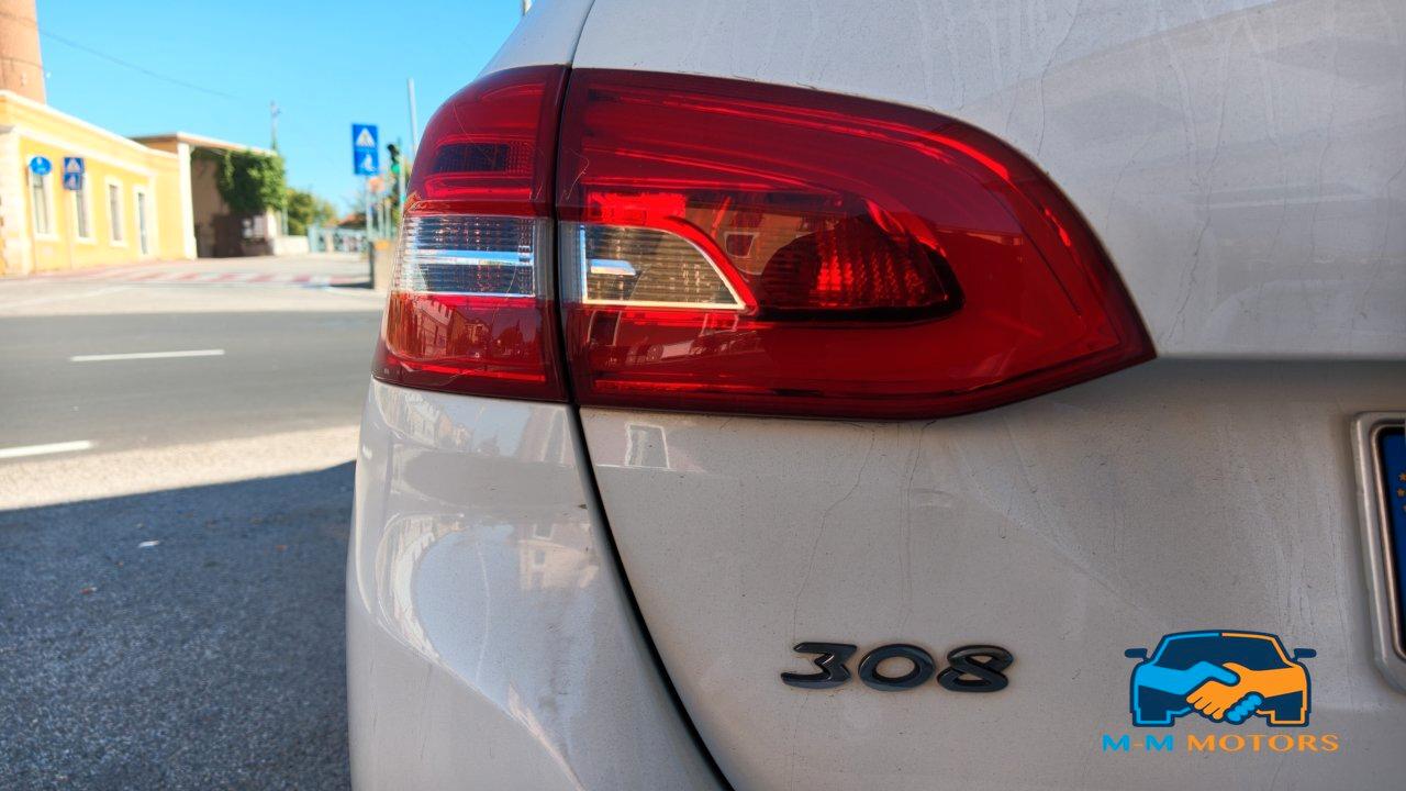 Peugeot 308 Station Wagon 308 SW Allure 130cv my18