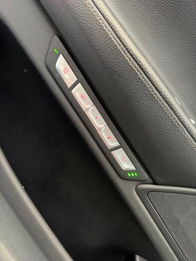 BMW 730 d xDrive Eccelsa //PELLE/NAVI//BLUETOOTH//