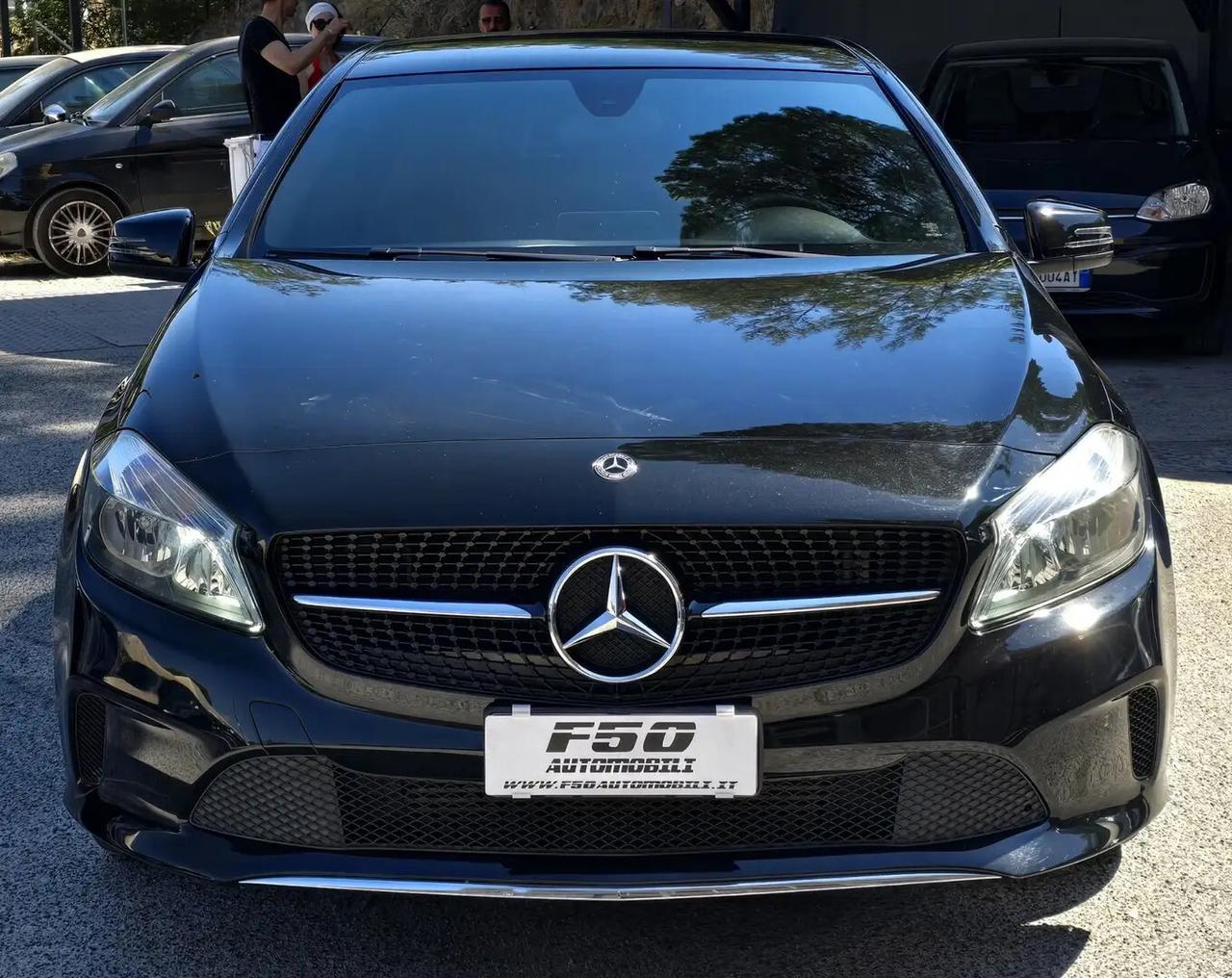 Mercedes-benz A 180 Mercedes-Benz A 180 d Premium Sport Auto Navi