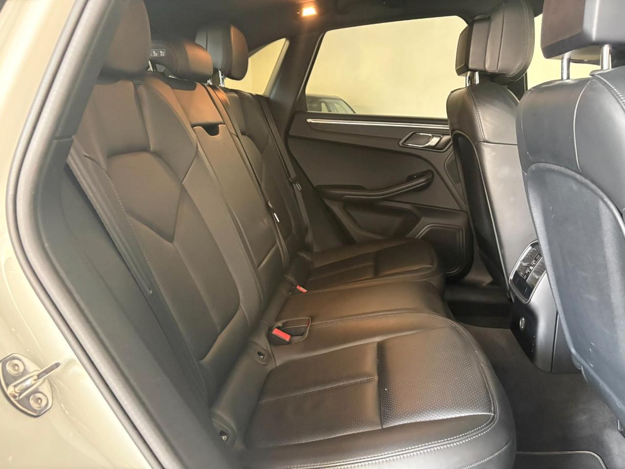 Porsche Macan 2.0 245cv pdk