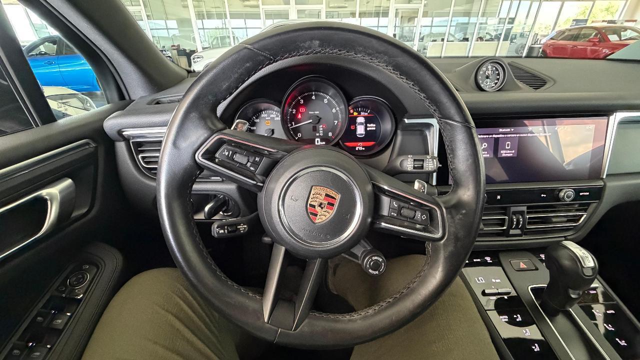 Porsche Macan 2.0 265cv pdk