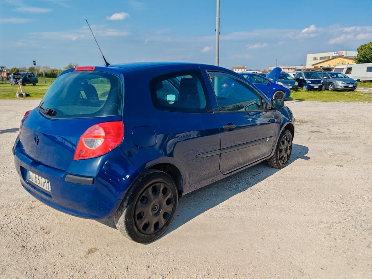 Renault Clio 1.2 16V 3 porte Dynamique