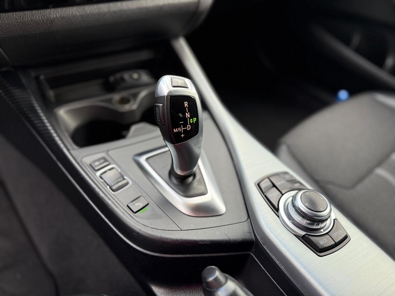 Bmw 116d 5p. Urban Auto.