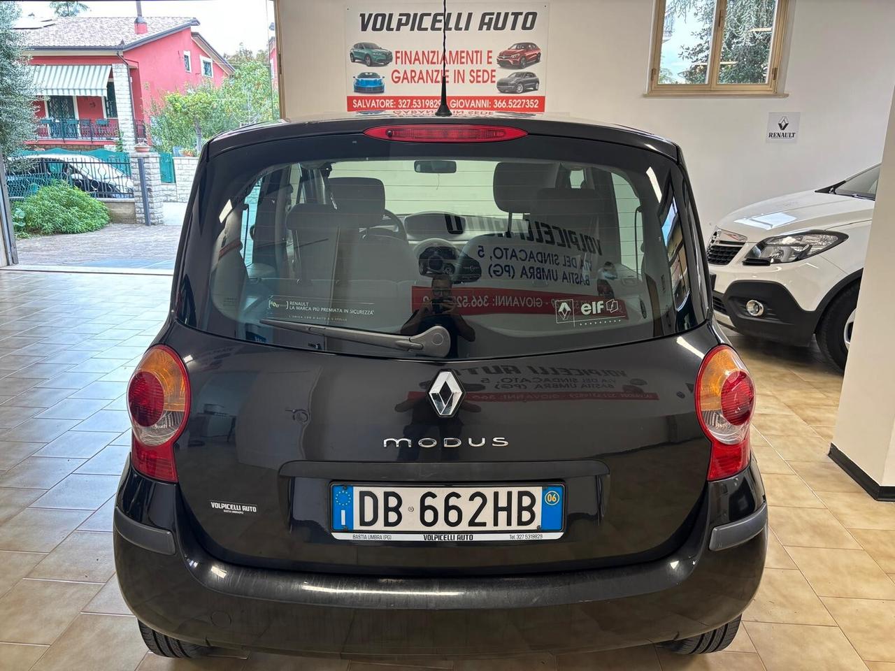 RENAULT MODUS ANNO 2006 BZ 1.2 ADATTA NEOPATENTATI KM 140 MILA