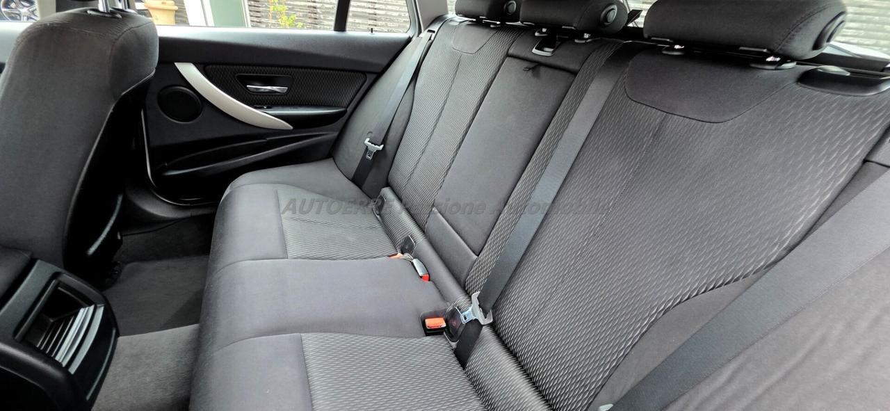 Bmw 320 320d xDrive Touring