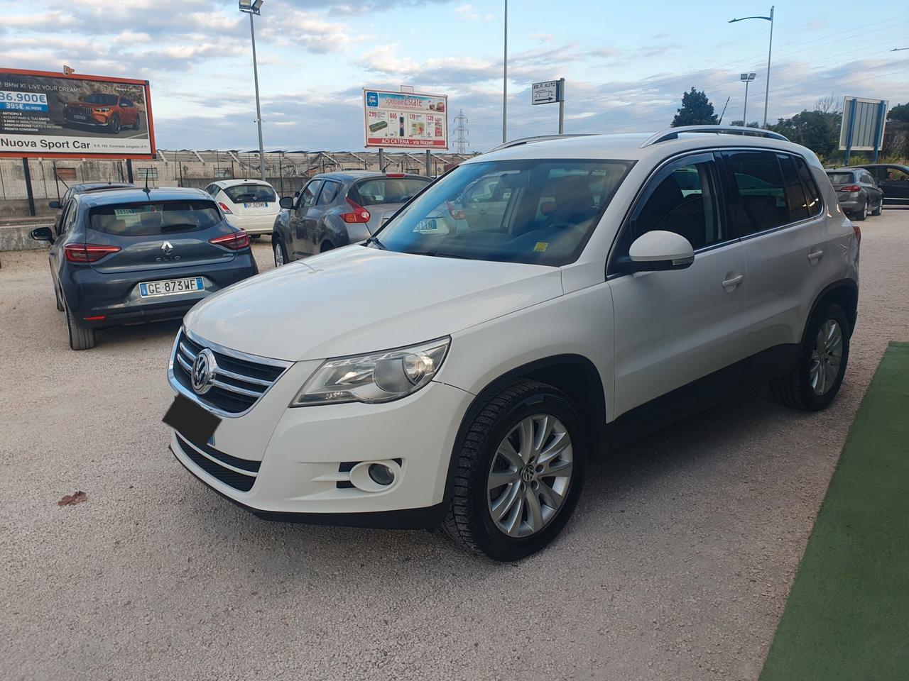 Volkswagen Tiguan 2.0 16V TDI DPF Sport & Style (18°)