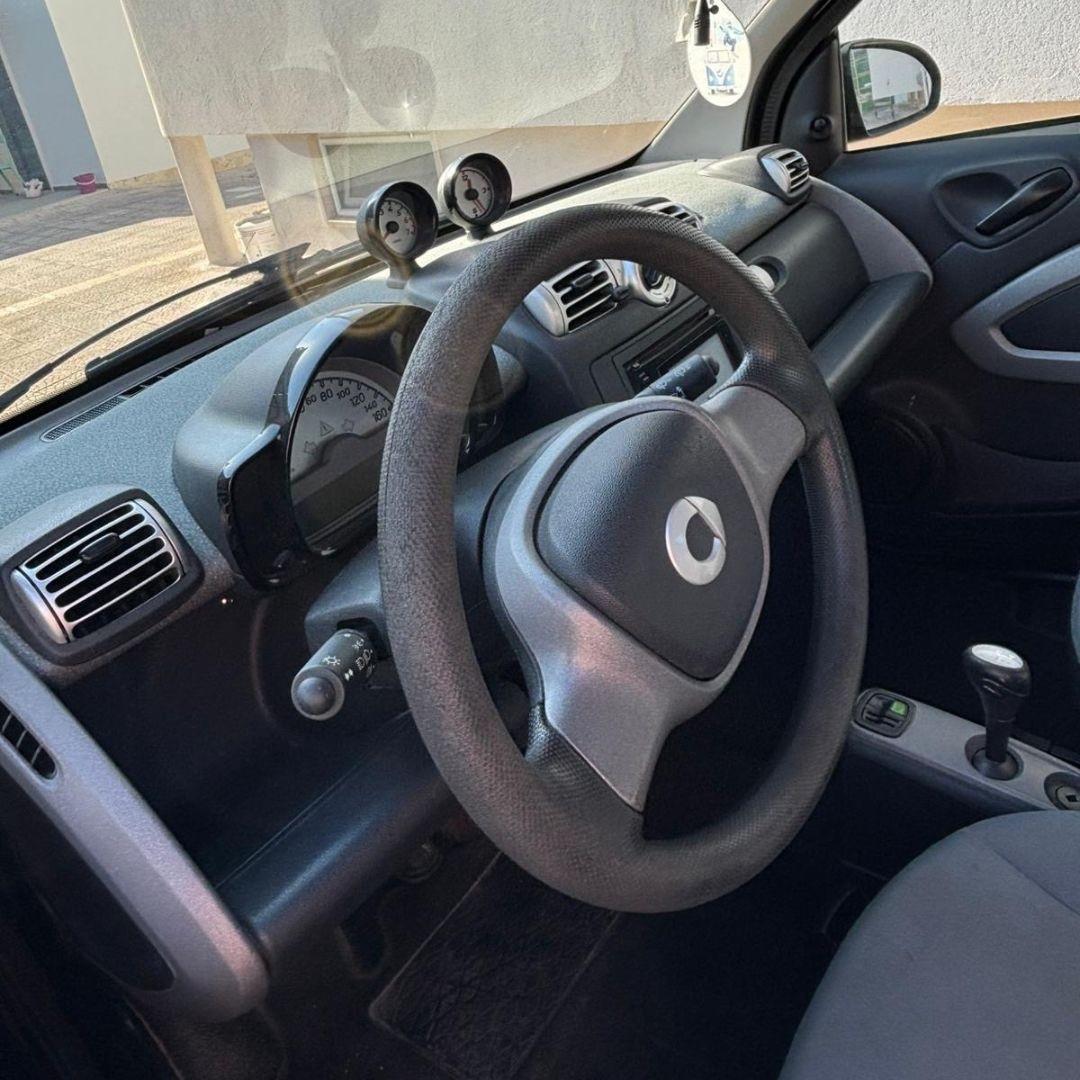 Smart ForTwo 1000 52 kW MHD coupé pure