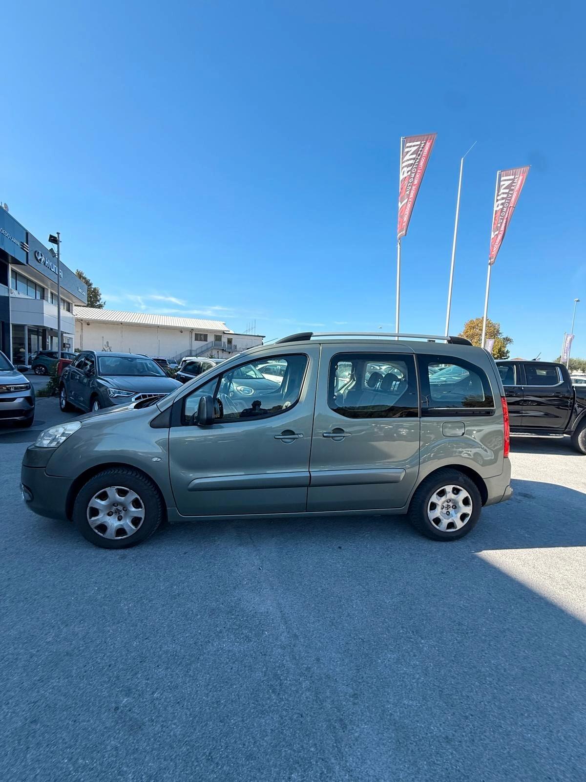 Peugeot Partner Tepee 1.6 HDi 92CV Outdoor -IN ARRIVO