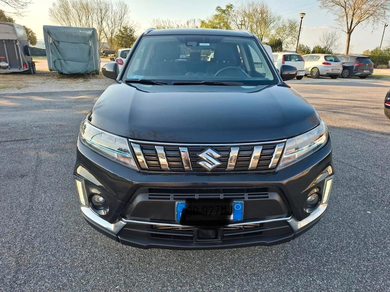Suzuki Vitara 1.4 Hybrid Top