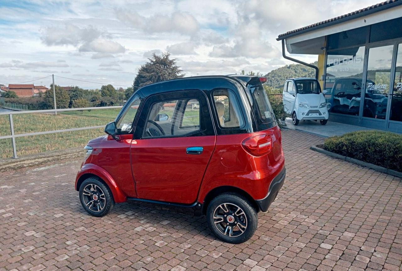 FREEDOM VITALE UFO ACTIVE SENZA PATENTE MINI AUTO