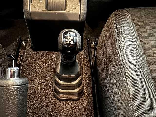Suzuki Jimny GLX