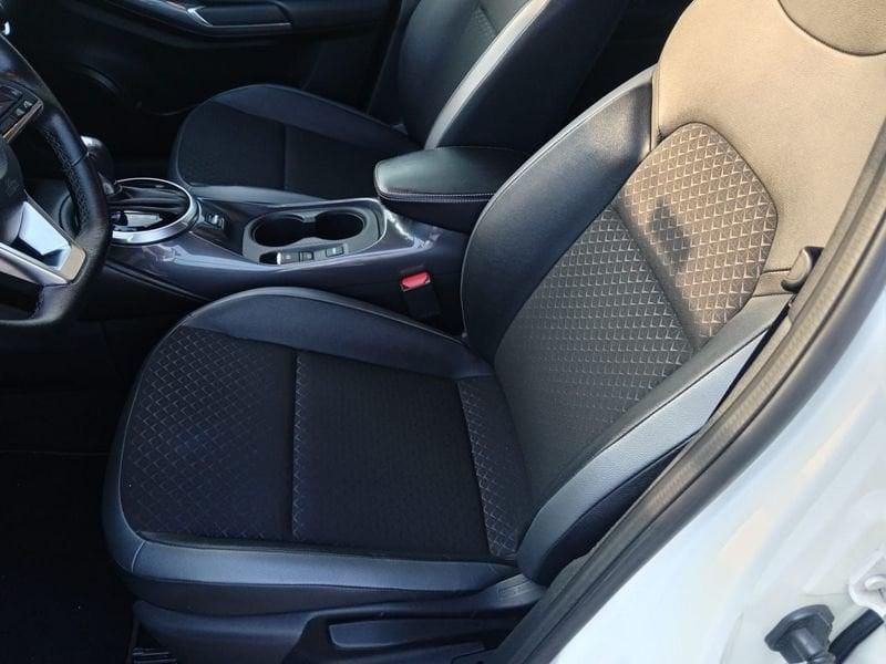Nissan Juke 1.6 HEV N-Connecta Auto