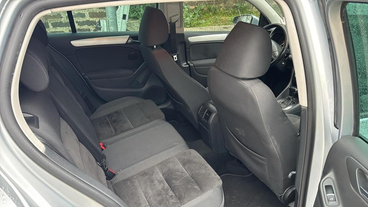 Volkswagen Golf 1.6 TDI DPF DSG 5p. Highline