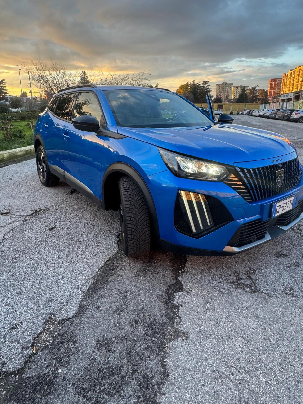 Peugeot 2008 PureTech 100 S&S Allure