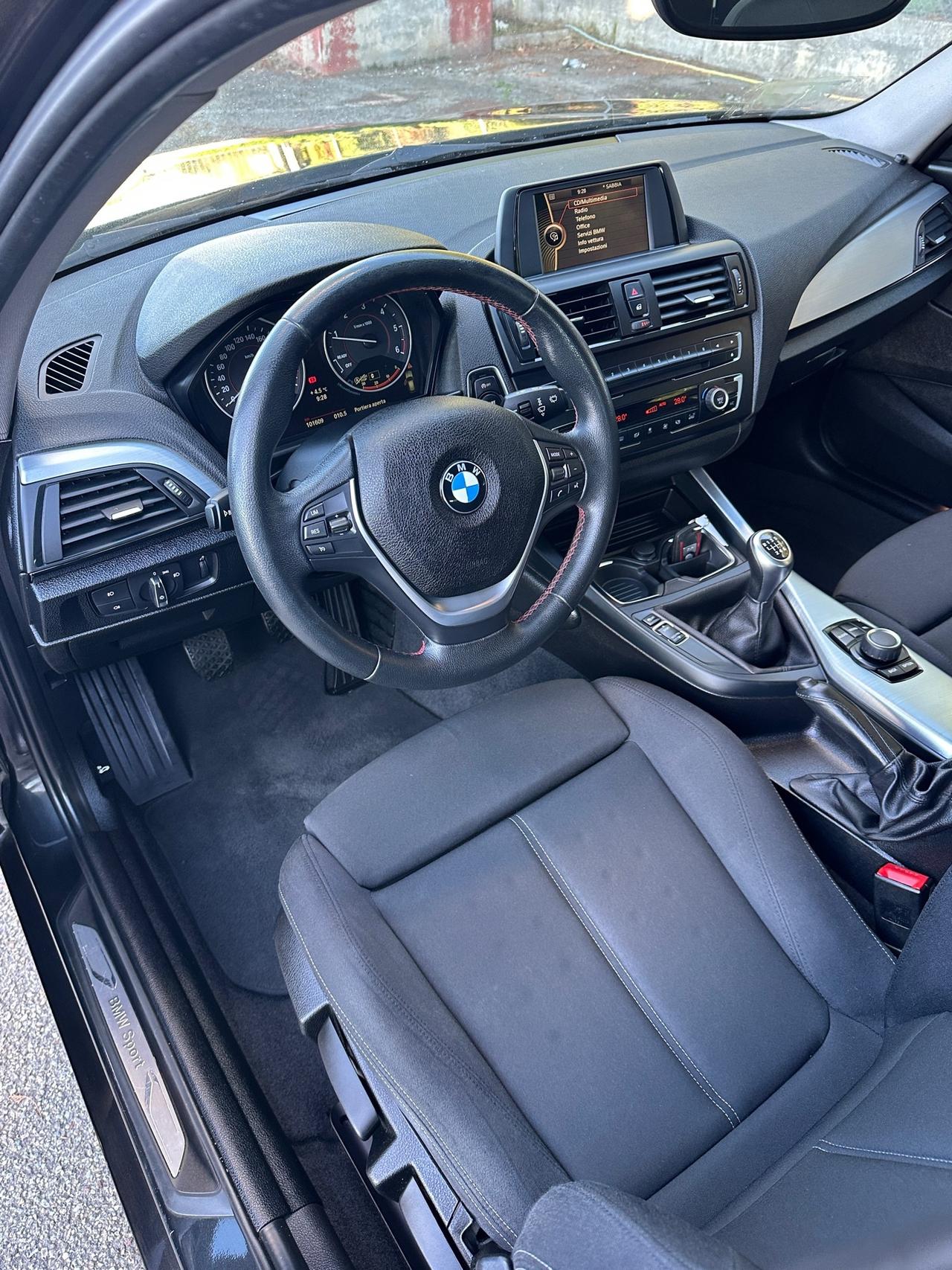 Bmw 118 118d 5p. Sport - 2014