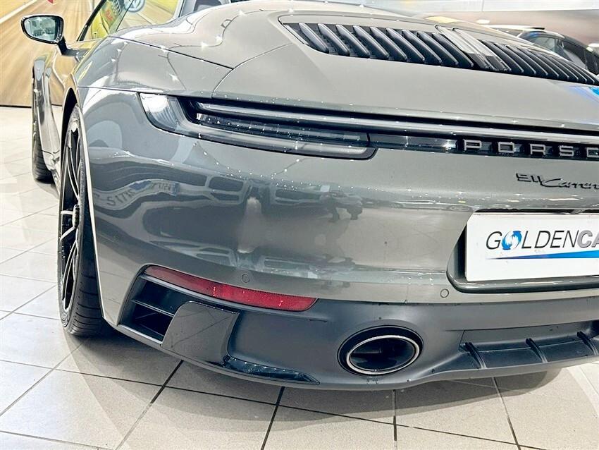 Porsche 911 Carrera 2 GTS Cabriolet