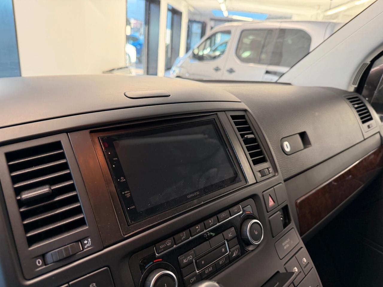 Volkswagen Multivan 2.0 BiTDI 180CV DSG Highline Pacchetto Notte