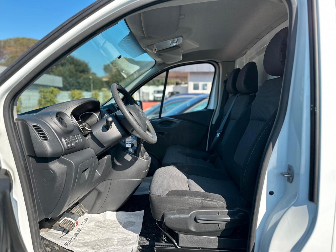 Renault Trafic RENAULT TRAFIC