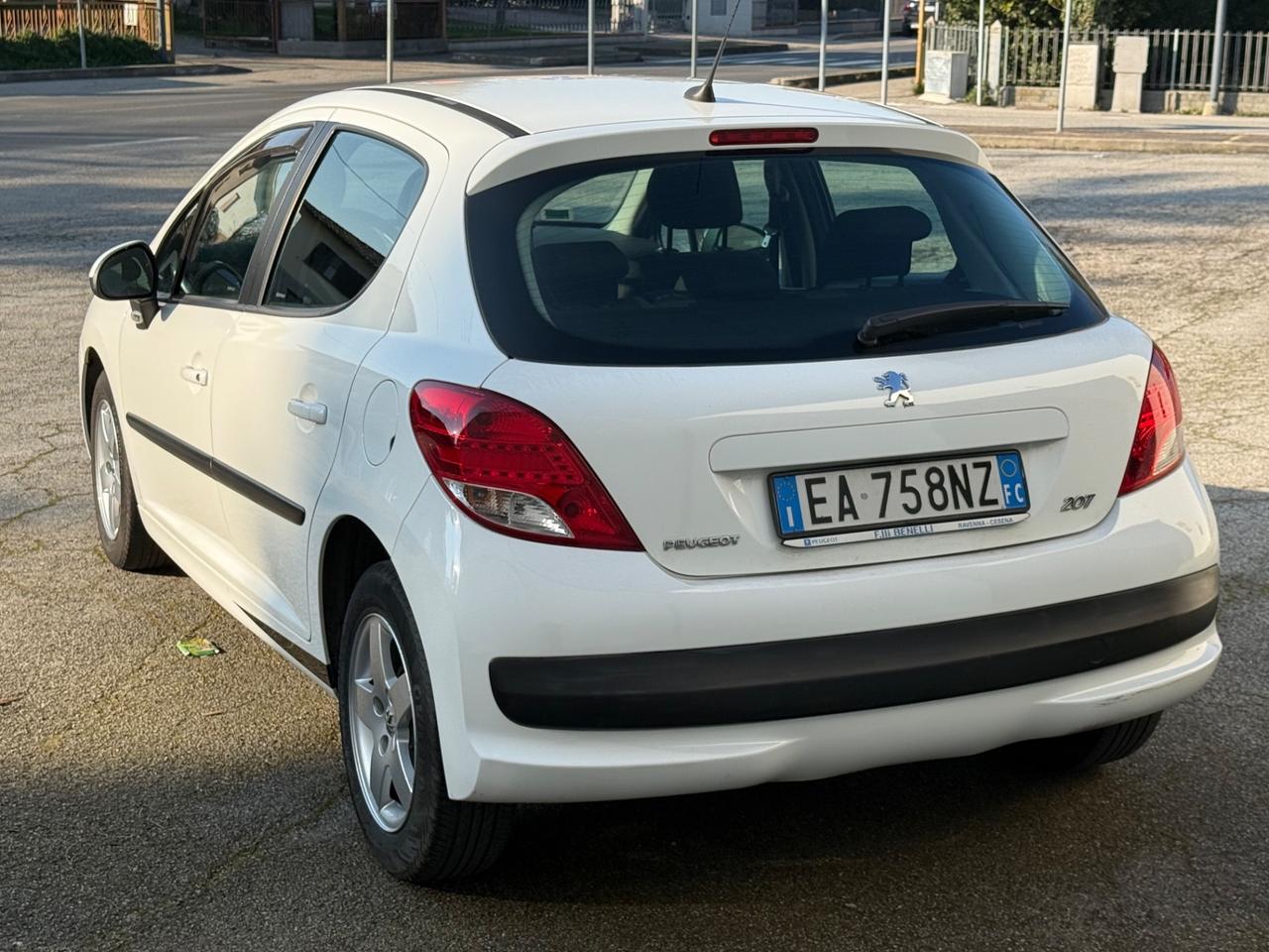 Peugeot 207 1.4 8V 75CV 5p. Energie Sport ECO GPL