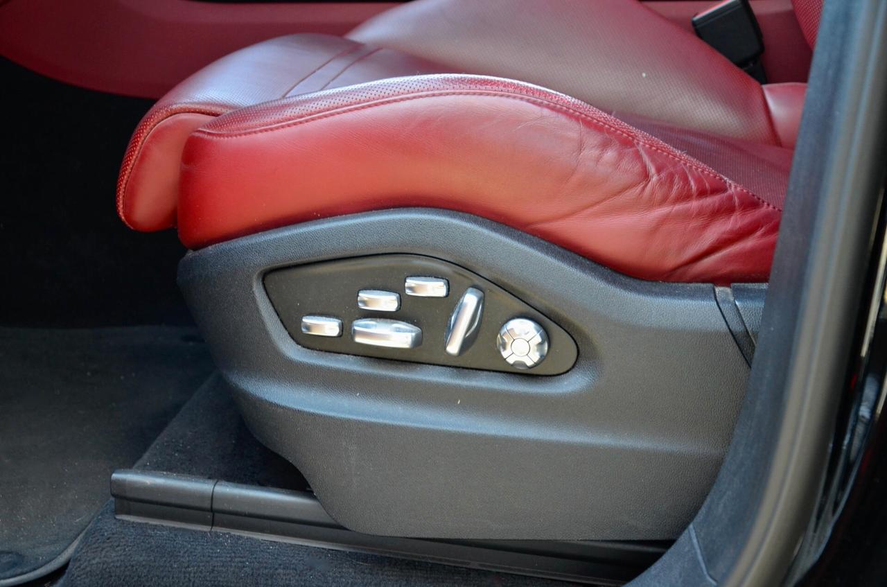 PORSCHE CAYENNE COUPE 3.0 PLUG-IN E-HYBRID 462cv TIPTRONIC, UFF ITALIANA, TETTO, BOSE, SPORT CHRONO, MATRIX, SCARICO, SOSPENSIONI PNEUMATICHE, ROSSO CARTIER, 21", PERMUTE